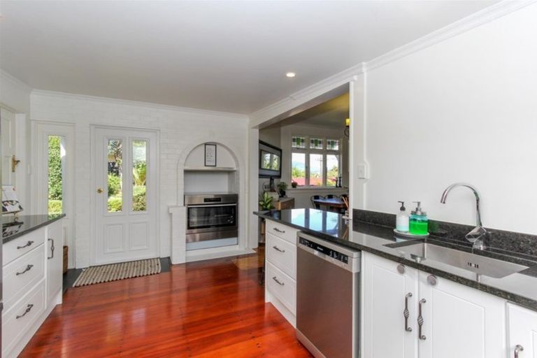Photo of property in 18 David Street, Westown, New Plymouth, 4310