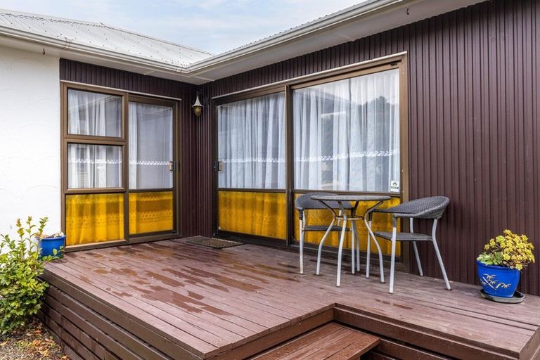 Photo of property in 26a High Street West, Waitara, 4320