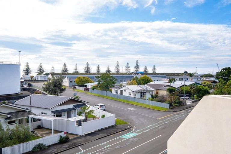 Photo of property in 4/80 Battery Road, Ahuriri, Napier, 4110