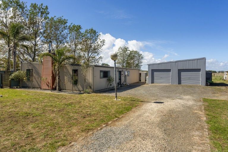 Photo of property in 36 Waitai Street, Castlecliff, Whanganui, 4501