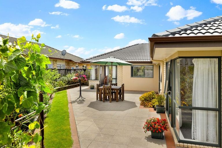 Photo of property in 58 Hillwell Drive, Henderson, Auckland, 0612
