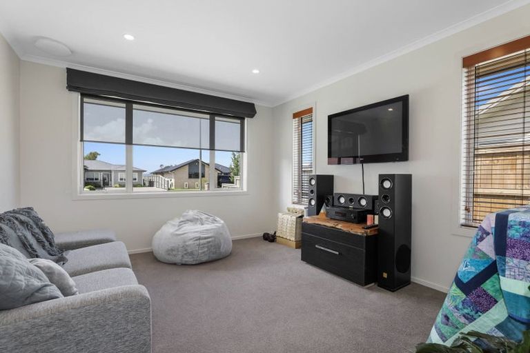 Photo of property in 43 Huka Heights Drive, Rangatira Park, Taupo, 3330
