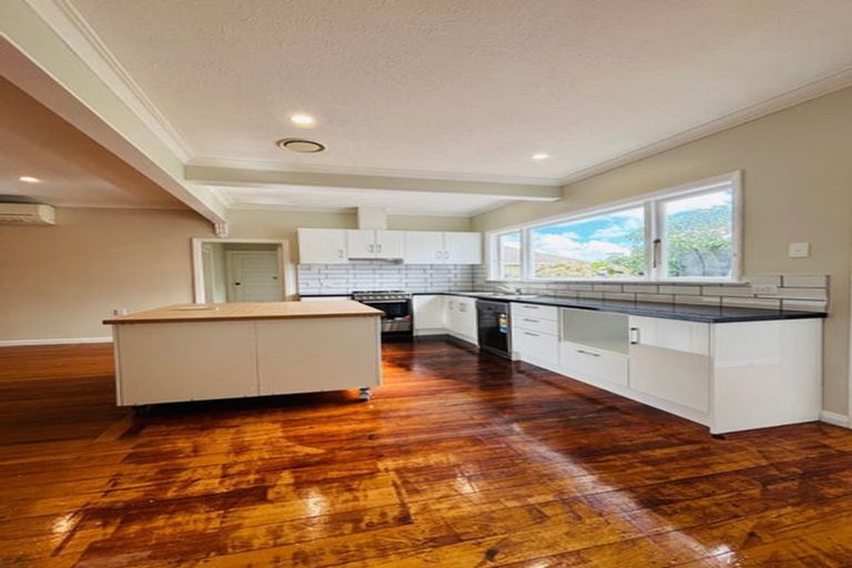 Photo of property in 5a Avalon Crescent, Avalon, Lower Hutt, 5011