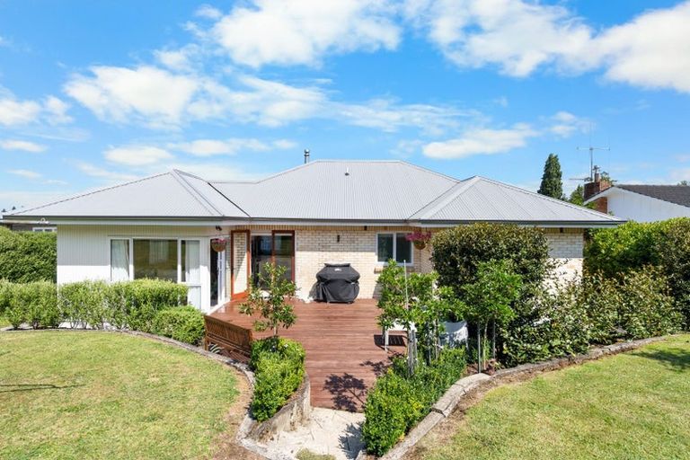 Photo of property in 38 Windsor Road, Maeroa, Hamilton, 3200