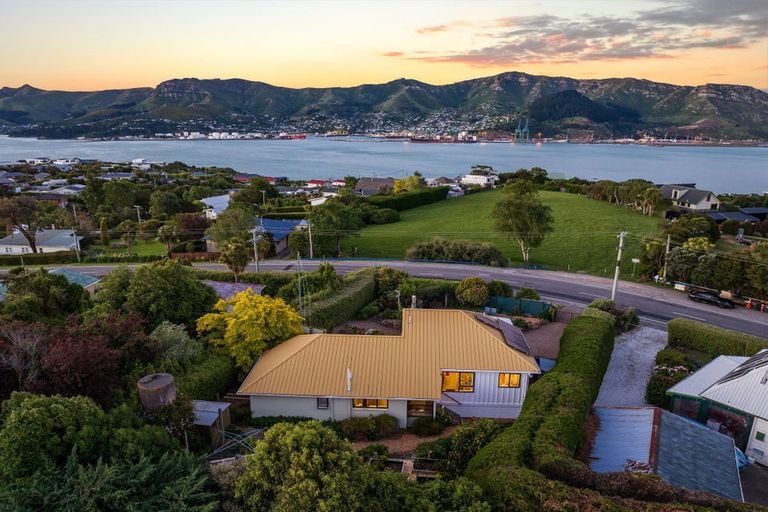 Photo of property in 126 Marine Drive, Diamond Harbour, Lyttelton, 8971