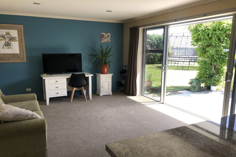 Photo of property in 61 Covent Drive, Stoke, Nelson, 7011