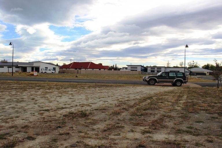 Photo of property in 20 Lakeland Avenue, Twizel, 7901