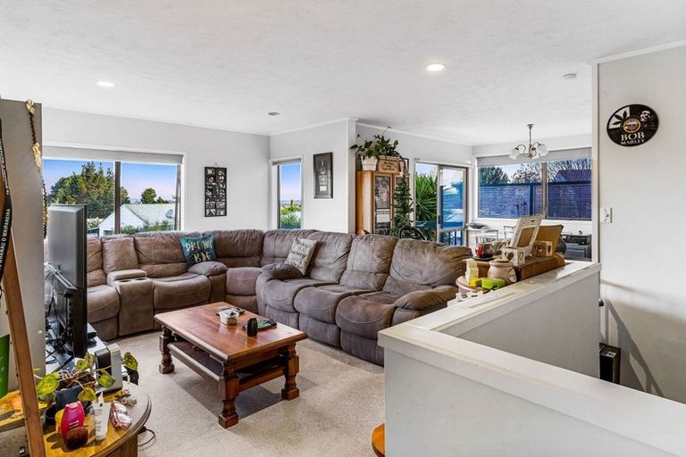 Photo of property in 45 Anich Road, Massey, Auckland, 0614