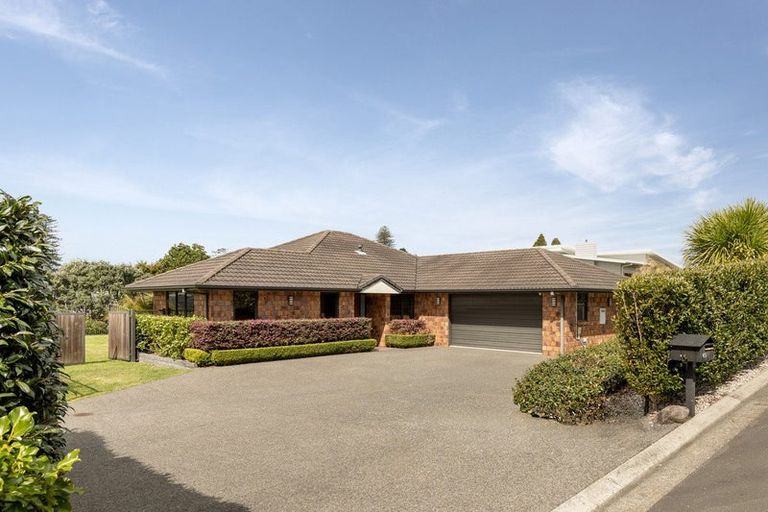Photo of property in 45 Contour Avenue, Pyes Pa, Tauranga, 3112