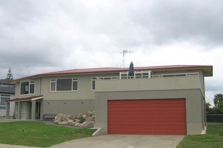 Photo of property in 80 Harbour View Road, Omokoroa, 3114