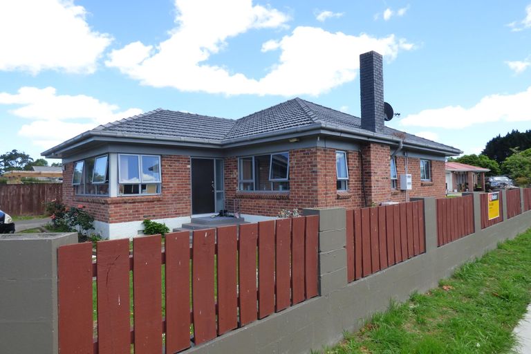 Photo of property in 323 Massey Road, Mangere East, Auckland, 2024