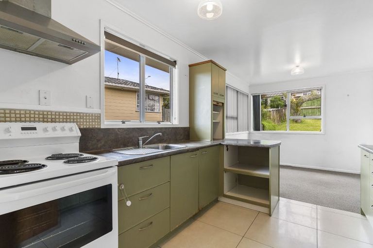 Photo of property in 44 Chislehurst Street, Henderson, Auckland, 0612