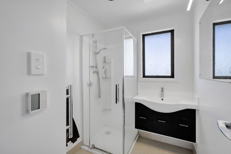 Photo of property in 4923 South Road, Opunake, 4681