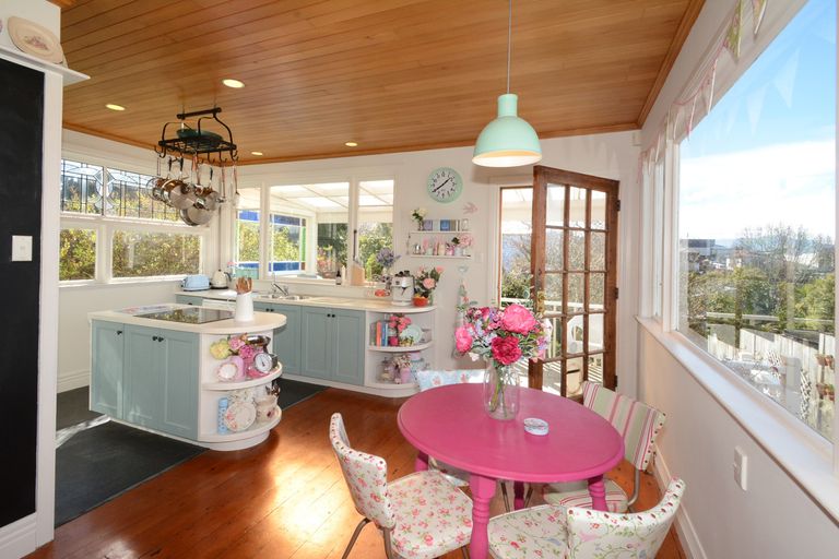 Photo of property in 16 Galloway Street, Mornington, Dunedin, 9011