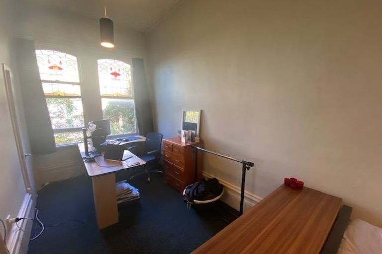 Photo of property in 19 Burnell Avenue, Thorndon, Wellington, 6011