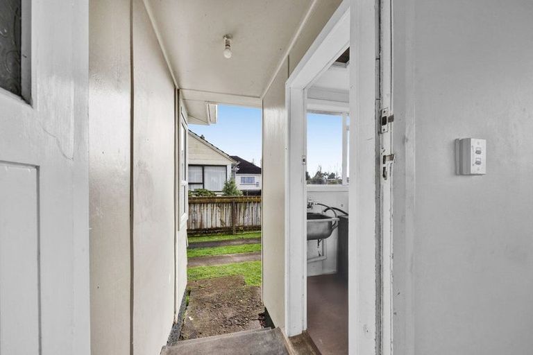 Photo of property in 5 Derby Street, Eltham, 4322