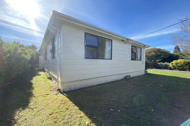 Photo of property in 17 Bell Street, Featherston, 5710
