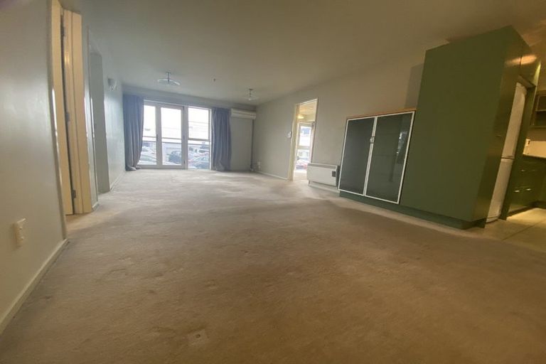 Photo of property in Elizabeth Street Chapel, 4/6 Elizabeth Street, Mount Victoria, Wellington, 6011