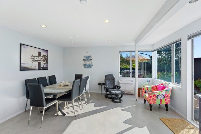 Photo of property in 12 Scott Avenue, Otaki Beach, Otaki, 5512