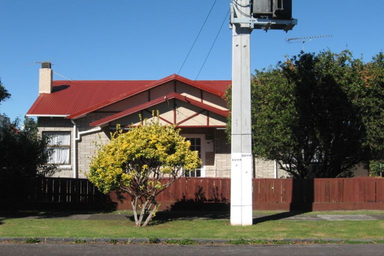 Photo of property in 12 Fergusson Avenue, Sandringham, Auckland, 1025