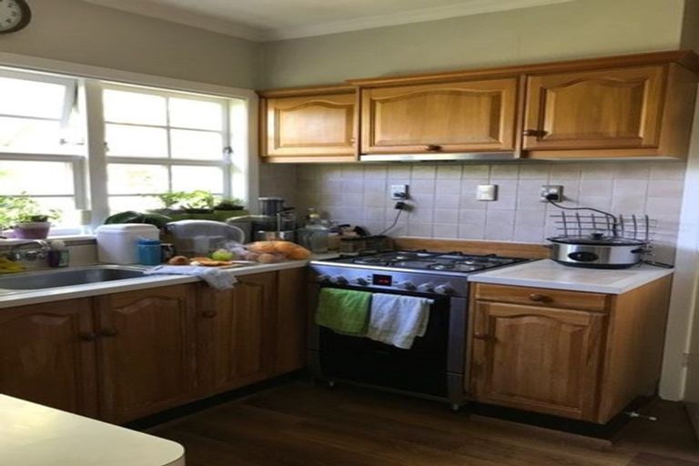 Photo of property in 11 Khouri Avenue, Karori, Wellington, 6012