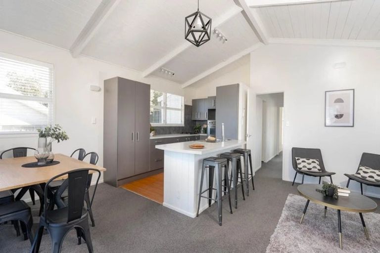Photo of property in 6 Liston Avenue, Hilltop, Taupo, 3330