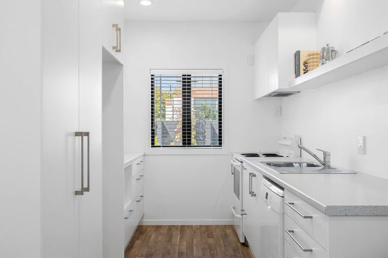 Photo of property in 10/140 Office Road, Merivale, Christchurch, 8014