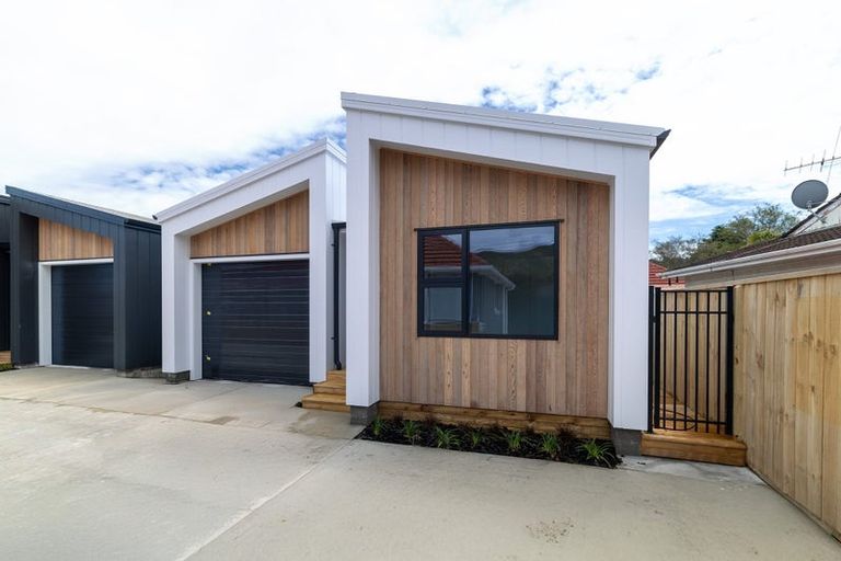 Photo of property in 1105b High Street, Taita, Lower Hutt, 5011