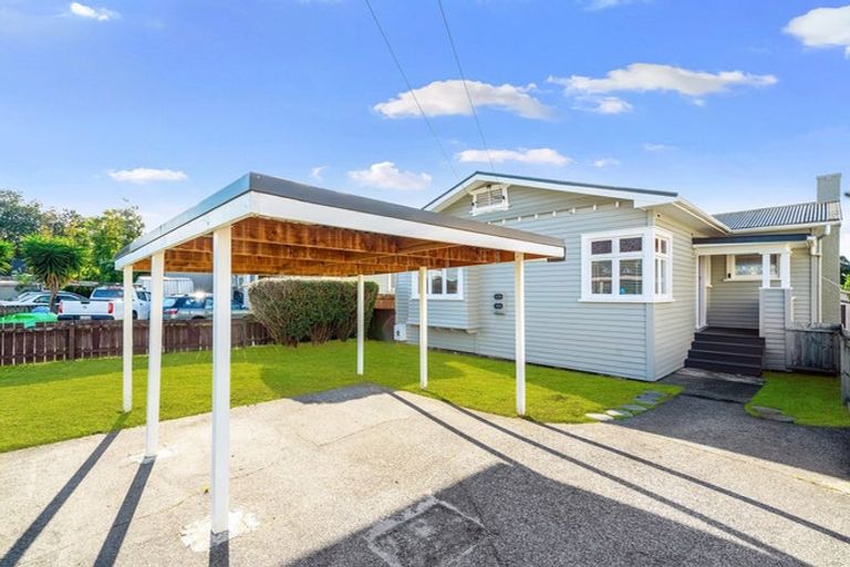Photo of property in 17 Tennessee Avenue, Mangere East, Auckland, 2024