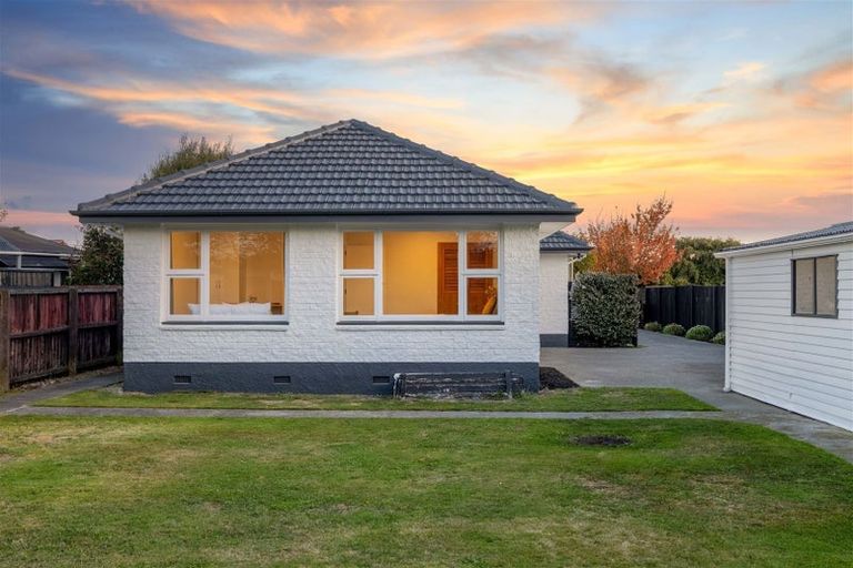 Photo of property in 79 Woolley Street, Avondale, Christchurch, 8061