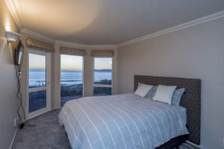 Photo of property in 155 Rosetta Road, Raumati South, Paraparaumu, 5032