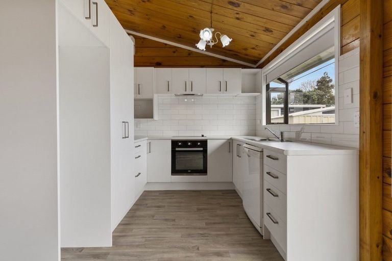 Photo of property in 110 Seabreeze Lane, Whangamata, 3620