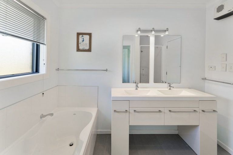 Photo of property in 19 Jeffries Road, Brightwater, 7091