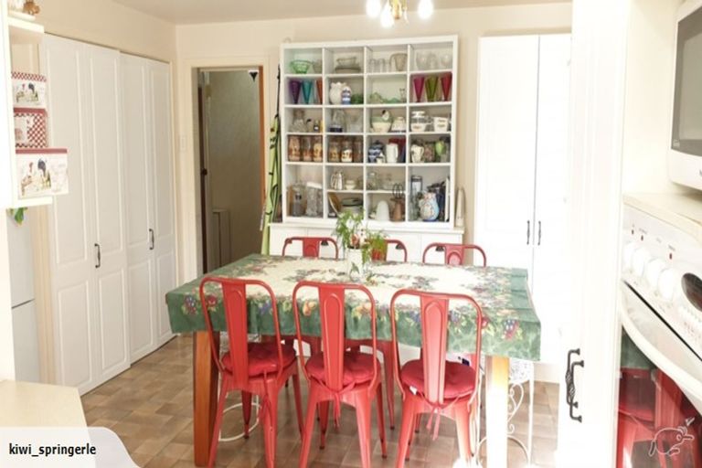 Photo of property in 145 Kings Crescent, Hutt Central, Lower Hutt, 5010