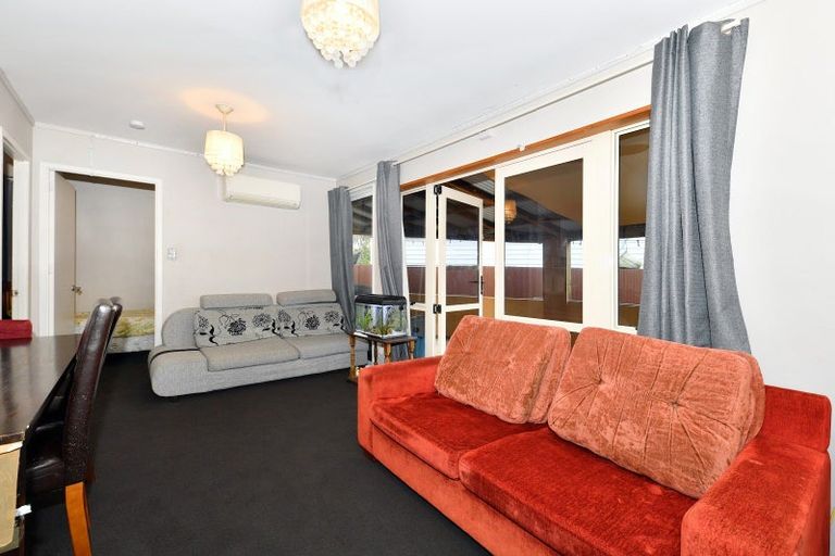 Photo of property in 2/98 Neill Street, Hornby, Christchurch, 8042