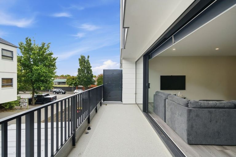 Photo of property in 2/240 Worcester Street, Christchurch Central, Christchurch, 8011