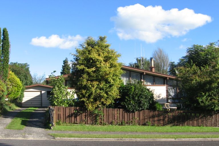 Photo of property in 16 Montgomery Crescent, Putaruru, 3411