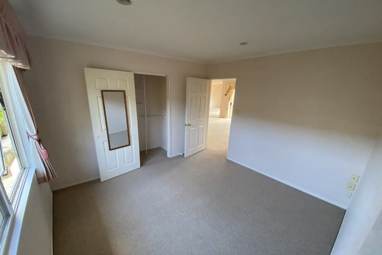 Photo of property in 22 Nuneaton Drive, Flat Bush, Auckland, 2019
