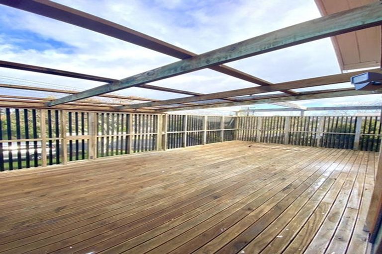 Photo of property in 53 Walmer Road, Point Chevalier, Auckland, 1022