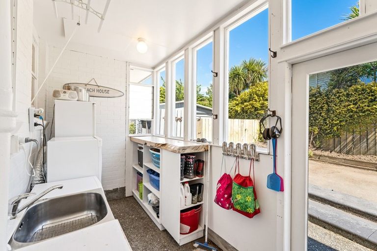 Photo of property in 150 Rawhiti Road, Pukerua Bay, 5026