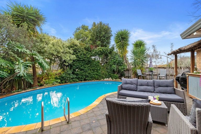 Photo of property in 18 Caversham Drive, Rototuna, Hamilton, 3210