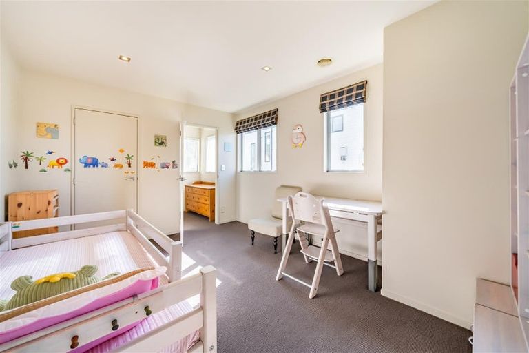 Photo of property in 27 Meadowbank Drive, Belmont, Lower Hutt, 5010