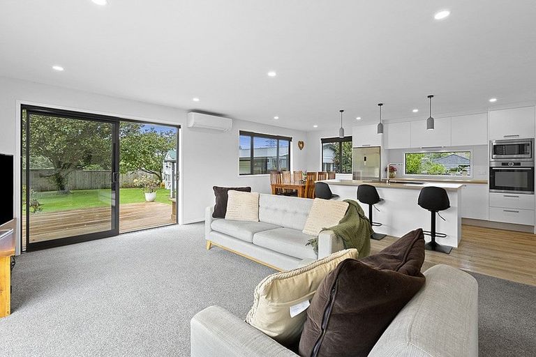 Photo of property in 369 Carrington Street, Upper Vogeltown, New Plymouth, 4310