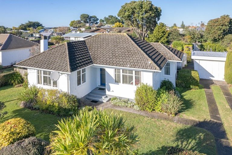 Photo of property in 1 Nikau Street, Tawhero, Whanganui, 4501