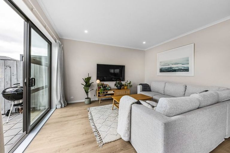 Photo of property in 61 Kopuru Road, Whenuapai, Auckland, 0618