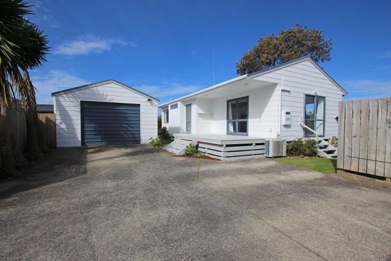Photo of property in 116b Sharyn Place, Whangamata, 3620