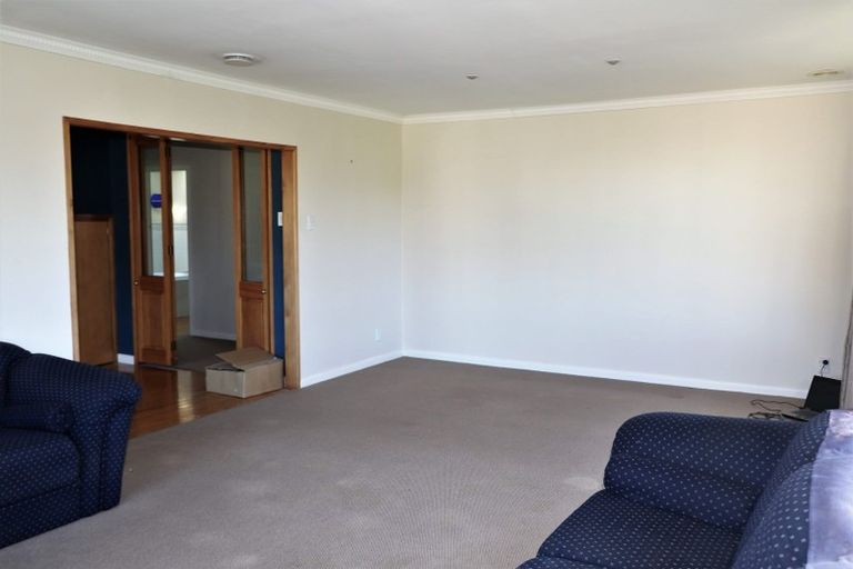 Photo of property in 10 Khouri Avenue, Karori, Wellington, 6012
