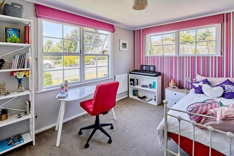 Photo of property in 6 Spinnaker Drive, Whitby, Porirua, 5024