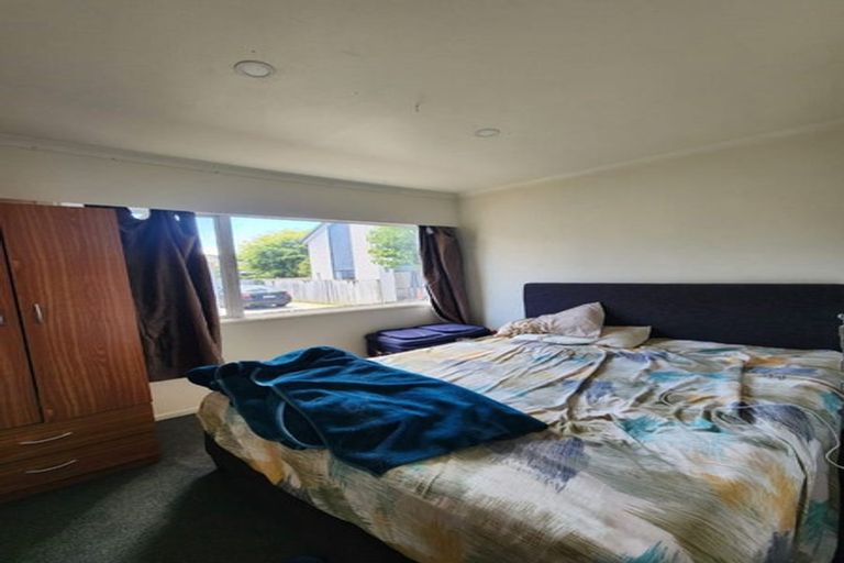 Photo of property in 8 Martin Road, Manurewa, Auckland, 2102