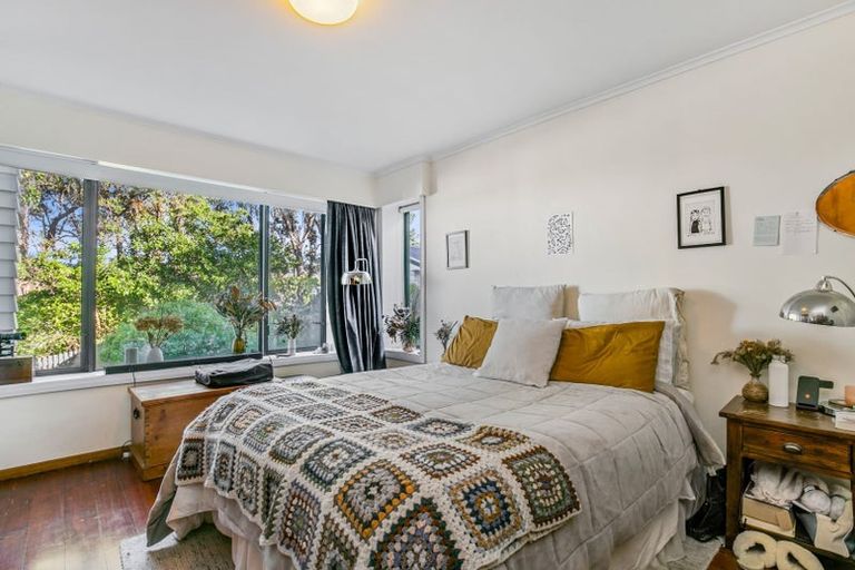 Photo of property in 99 Cashmere Avenue, Khandallah, Wellington, 6035